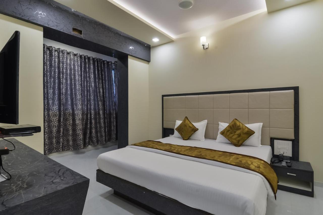 Hotel Aroma- Dadar Bombaj Zewnętrze zdjęcie